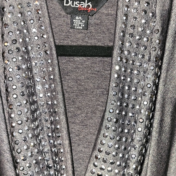 Ladies Fasion Top with Bling - Picture 2 of 3